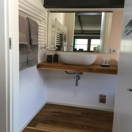 公寓 La Casa Degli Ulivi 列尔纳